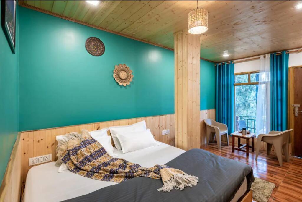 The Hill Story, Entire Chalet, Offbeat,Cozy Массури Экстерьер фото